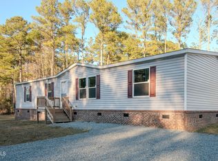 730 Gurganus Rd, Maple Hill, NC 28454