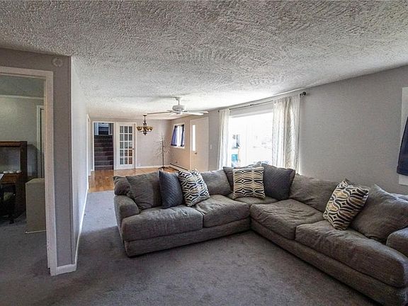 4th image of 8627 Hunt Ave