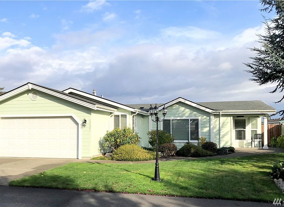 1st image of 17621 18th Avenue Ct E