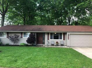 701 Bellaire Dr, Tipp City, OH 45371