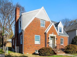 3229 Arlington Blvd, Arlington, VA 22201