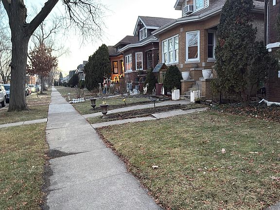 5th image of 1426 Wisconsin Ave