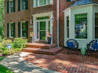 5421 Lake Edge Dr, Holly Springs, NC 27540