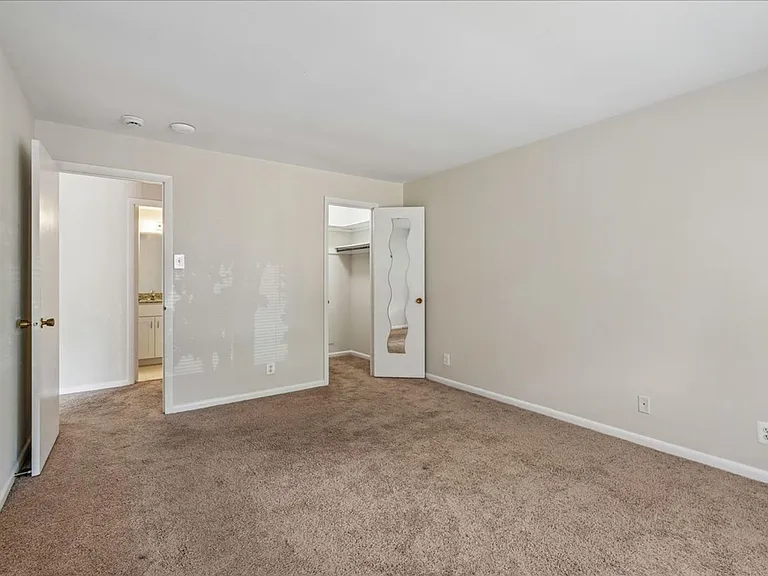 12001 Old Columbia Pike #12001-106 — Photo 14