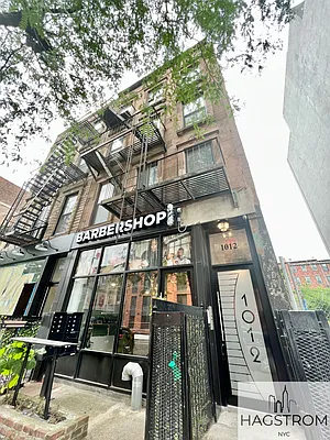 Rented by Hagstrom Management Inc | media 39