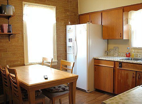 Comfortable Eat-in Kitchen