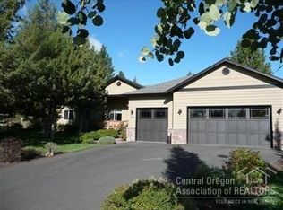 540 NW Divot Dr, Bend, OR 97703