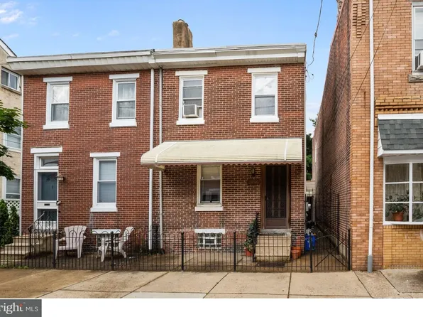 2716 Ash St, Philadelphia, PA 19137