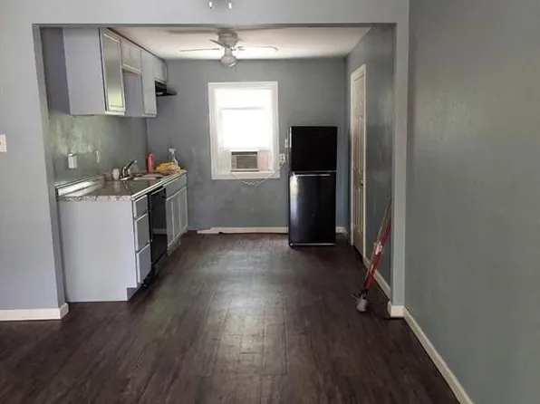 9001 Gabriel St, Houston, TX 77063