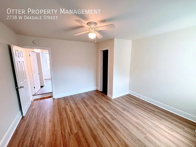 2738 W Oakdale St — Photo 18