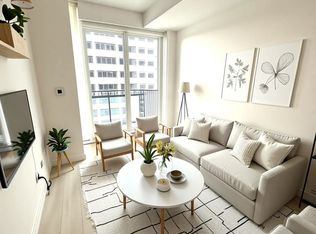 8 Eglinton Ave E UNIT 2003, Toronto, ON M4P 1A6