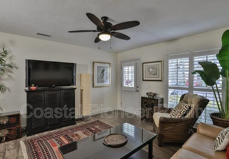 3355 W Wyoming Cir — Photo 6