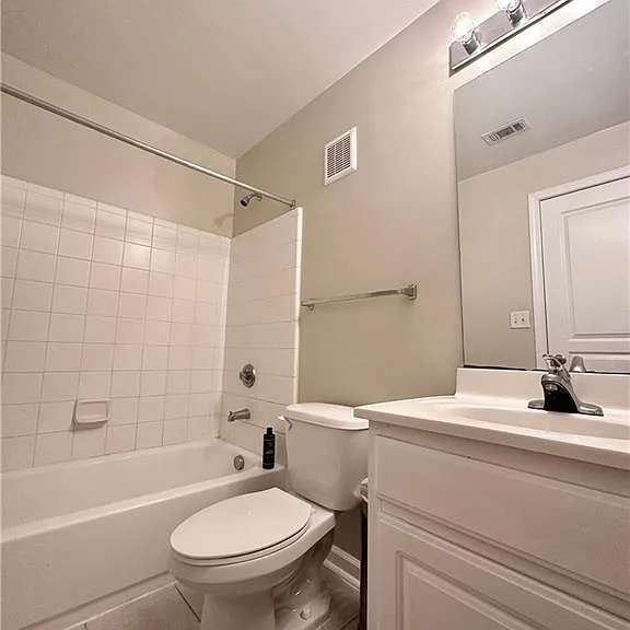 1725 Harvey Mitchell Pkwy S #1425 — Photo 6