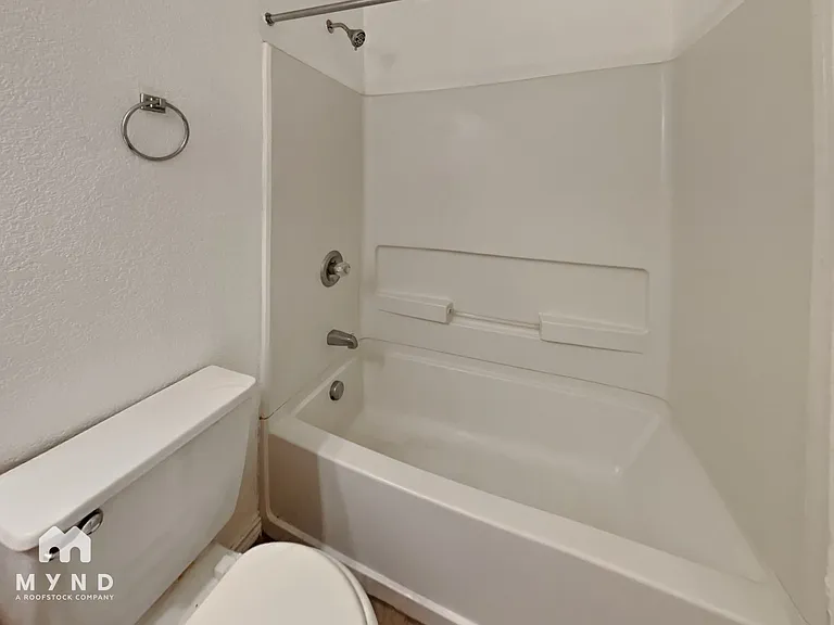 4523 Rothberger Way — Photo 15