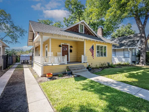 1604 S Adams St, Fort Worth, TX 76104