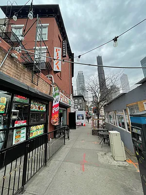 Rented by Pear NYC LLC | media 39