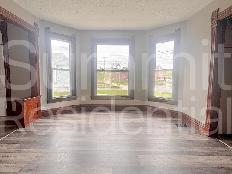 188 Marion Ave — Photo 1