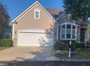 30 Betts Dr, Washington Crossing, PA 18977