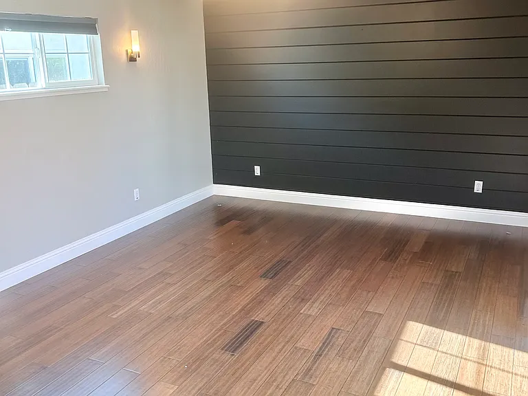 921 York St — Photo 19