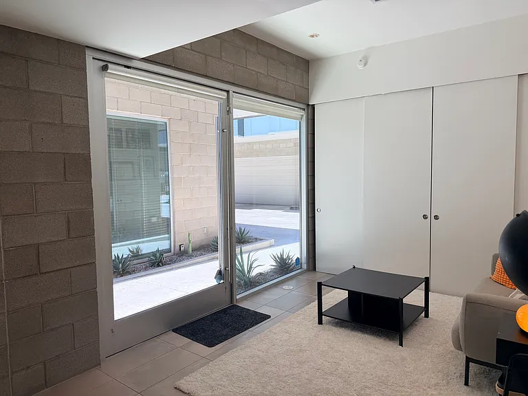 4410 N 27th St #7 — Photo 9