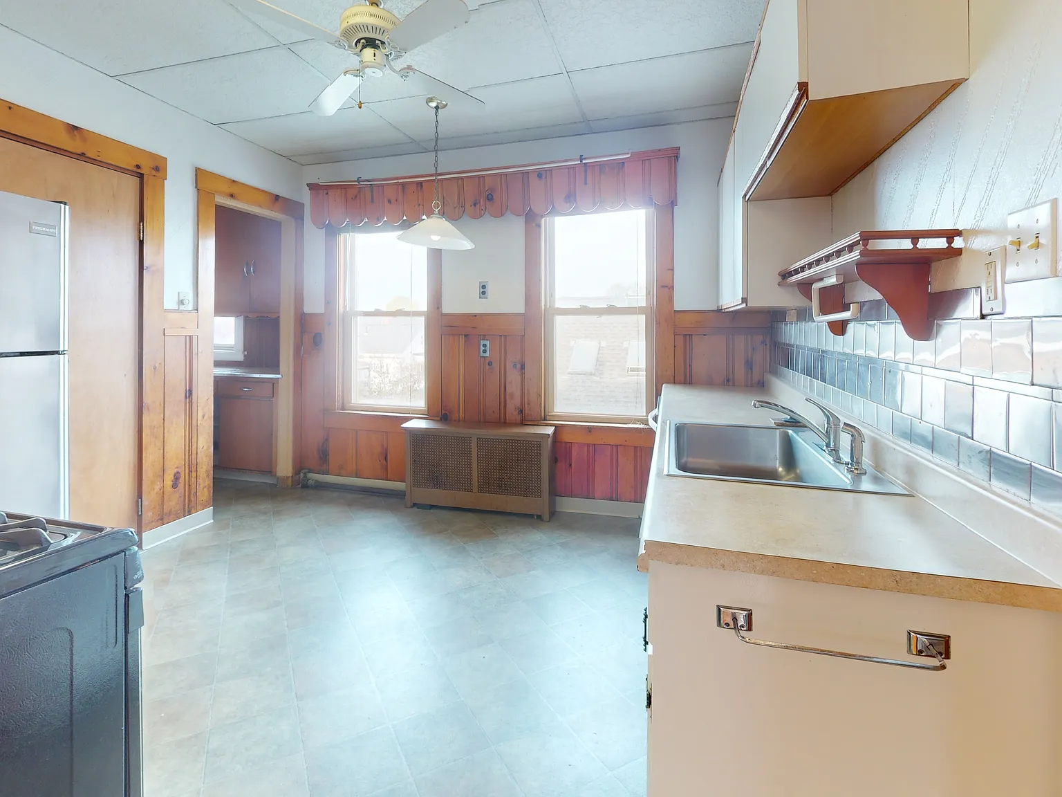 2 bed, 1200 sqft, $2,900 — Photo 2