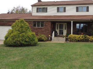 259 Lakeview Dr, Mayfield, KY 42066