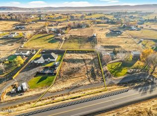14753 McAuley Rd, Yakima, WA 98908