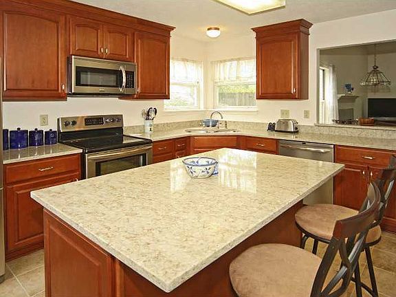 5th image of 7808 Harcourt Springs Dr