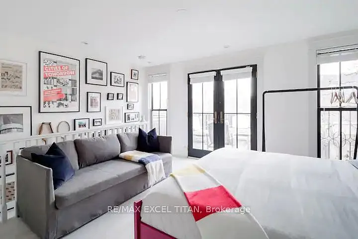 80 Willcocks St