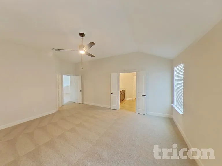 1106 Bullock Dr — Photo 12