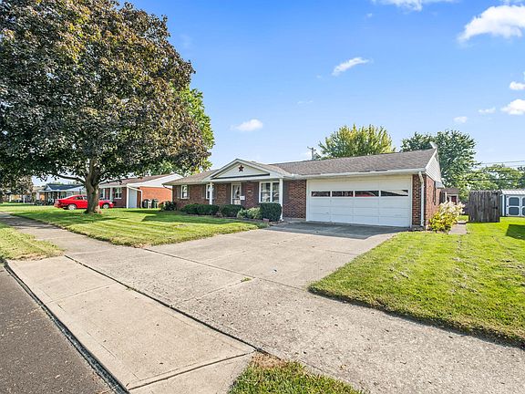 3rd image of 549 Forrest Ln
