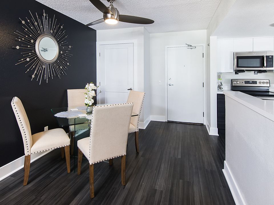 1st image of 606 3rd Ave #312