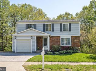13717 Cabells Mill Dr, Centreville, VA 20120