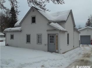 1114 13th Ave E, Menomonie, WI 54751