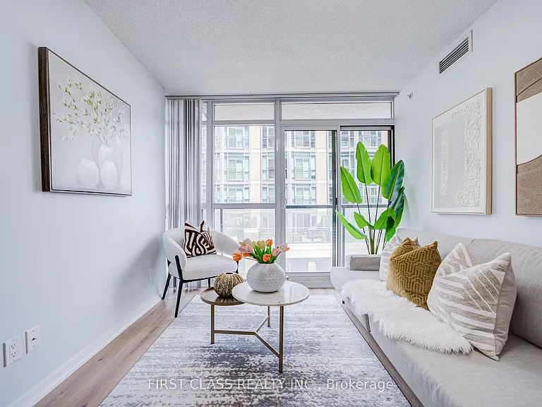 68 Abell St #527 — Photo 3
