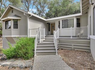 18370 Jayhawk Dr, Penn Valley, CA 95946