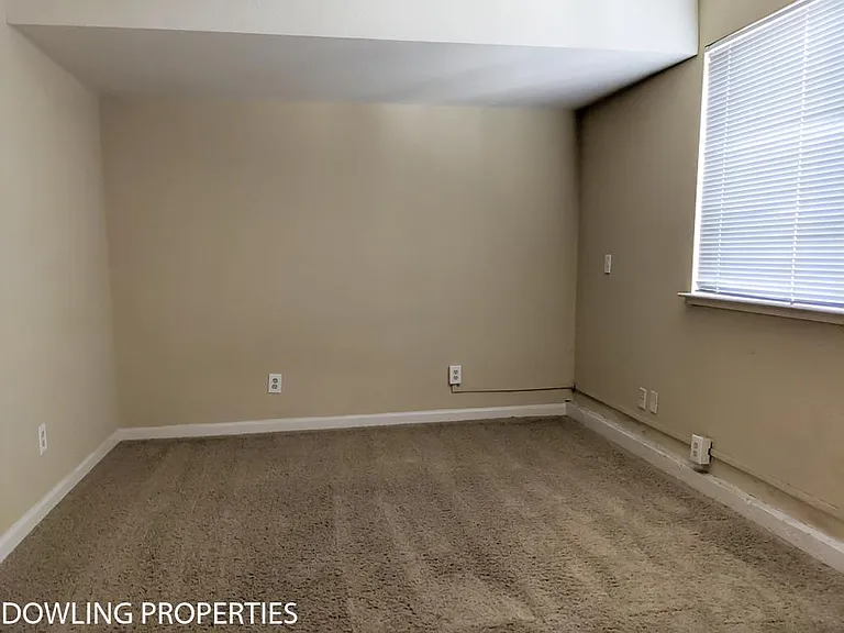 1306 Estaban Ct — Photo 27