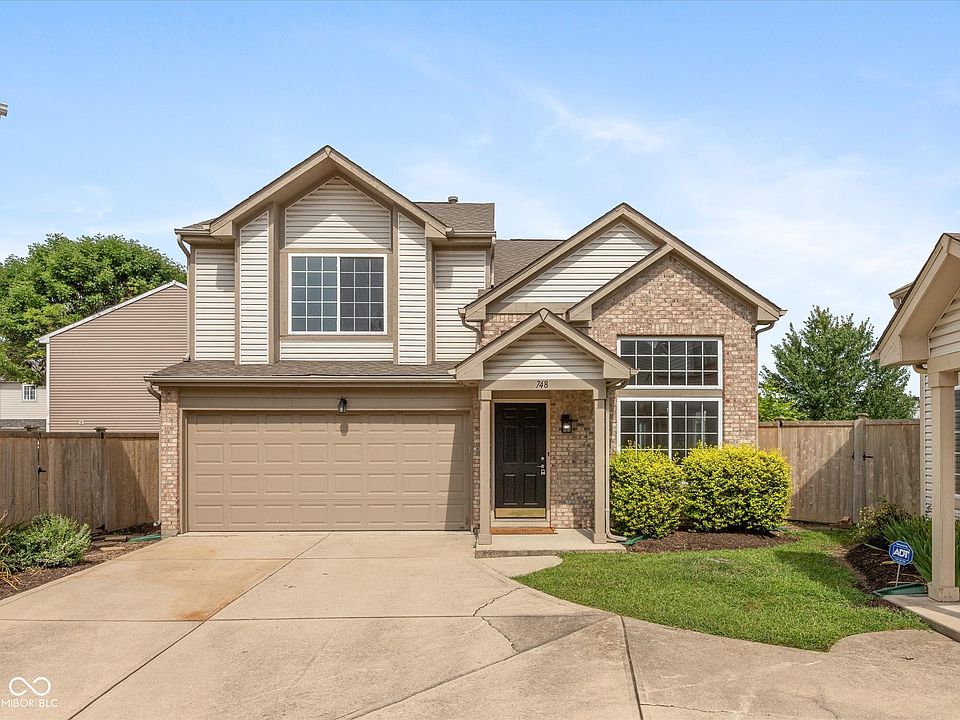 1st image of 748 Mountain Pine Dr