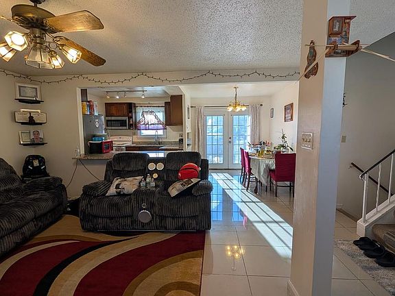 2nd image of 12081 Pierce Rd