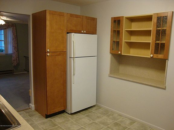 4th image of 22 Falmouth Ave #72