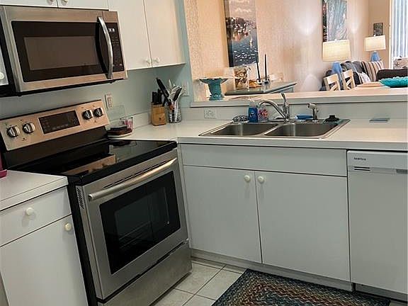 3rd image of 3245 Cypress Glen Way APT 504