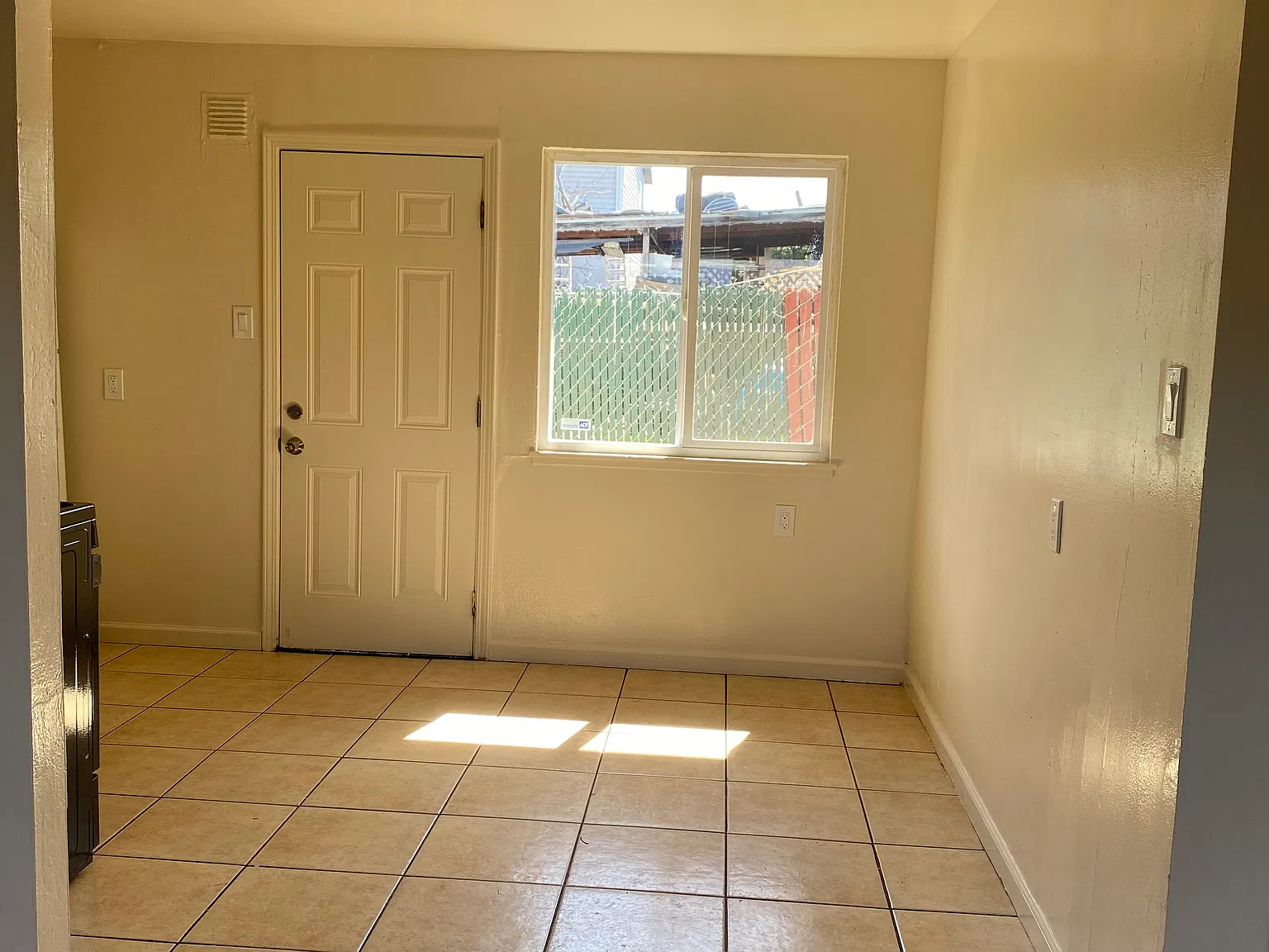 2 bed, 800 sqft, $2,450 — Photo 4