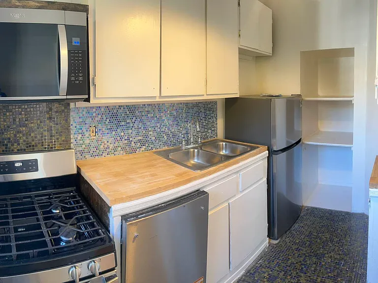 102 Kingston Ave #2A — Photo 7
