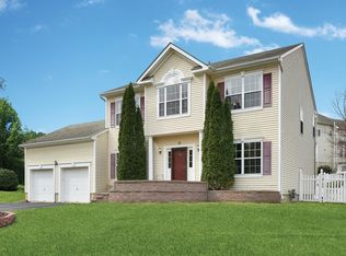 359 Vail Pass, Lake Hopatcong, NJ 07849