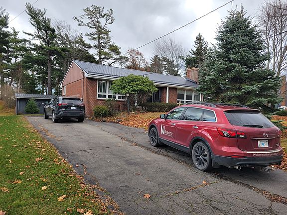 2nd image of 109 Birch St