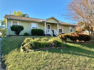 1817 Cedrow Dr, High Point, NC 27260