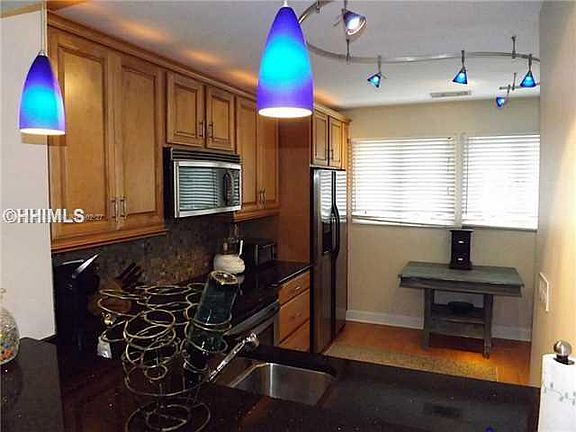 3rd image of 140 Windward Village Dr #140