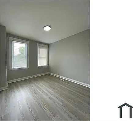 3 bed, $2,500 — Photo 2