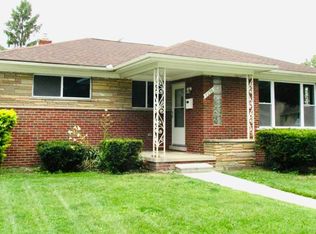 7239 Edward Ave, Center Line, MI 48015
