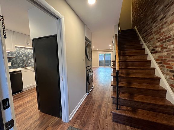 2nd image of 3885A Steppes Ct #A